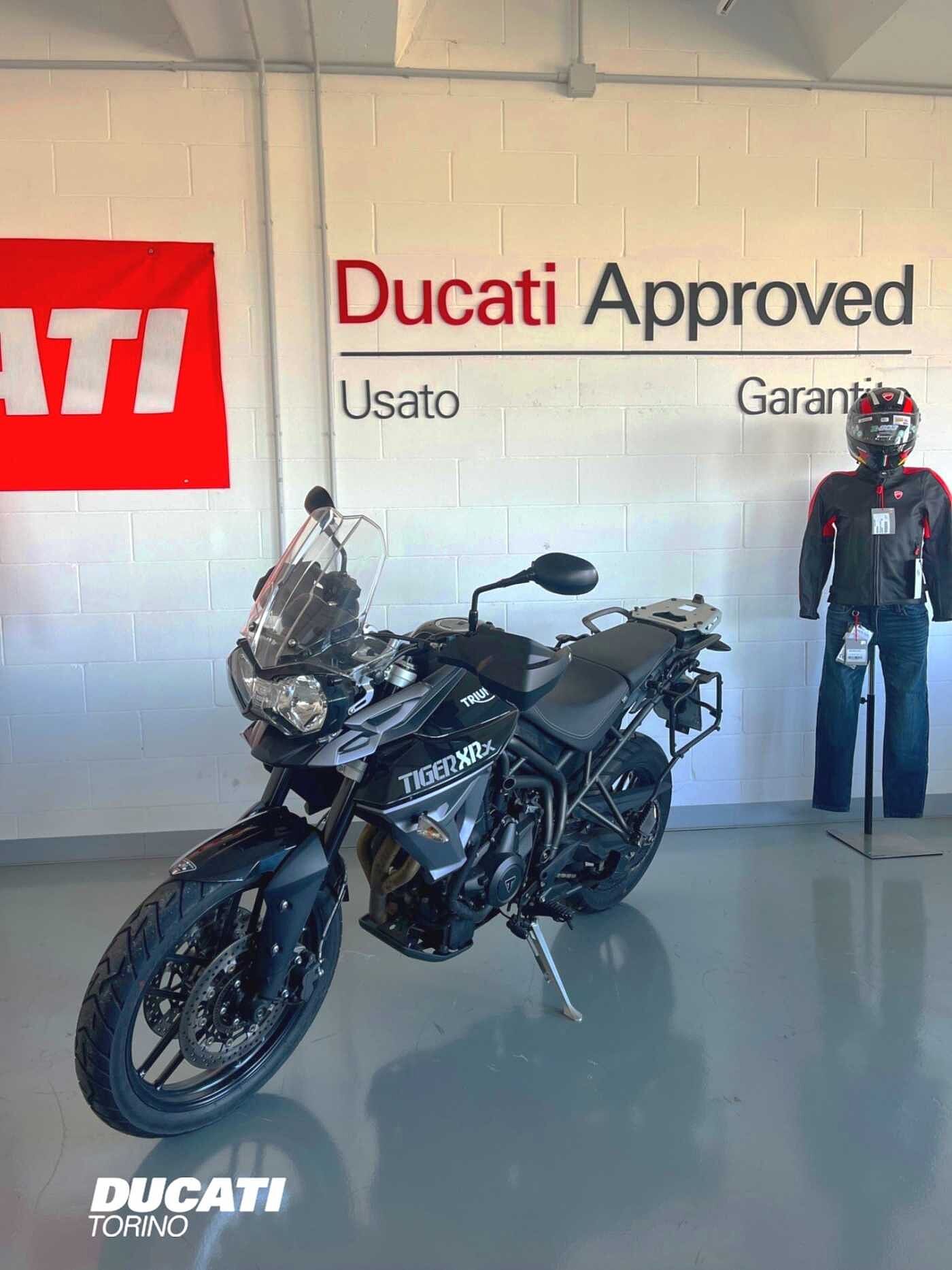 TRIUMPH TRIUMPH TIGER 800 XRX 