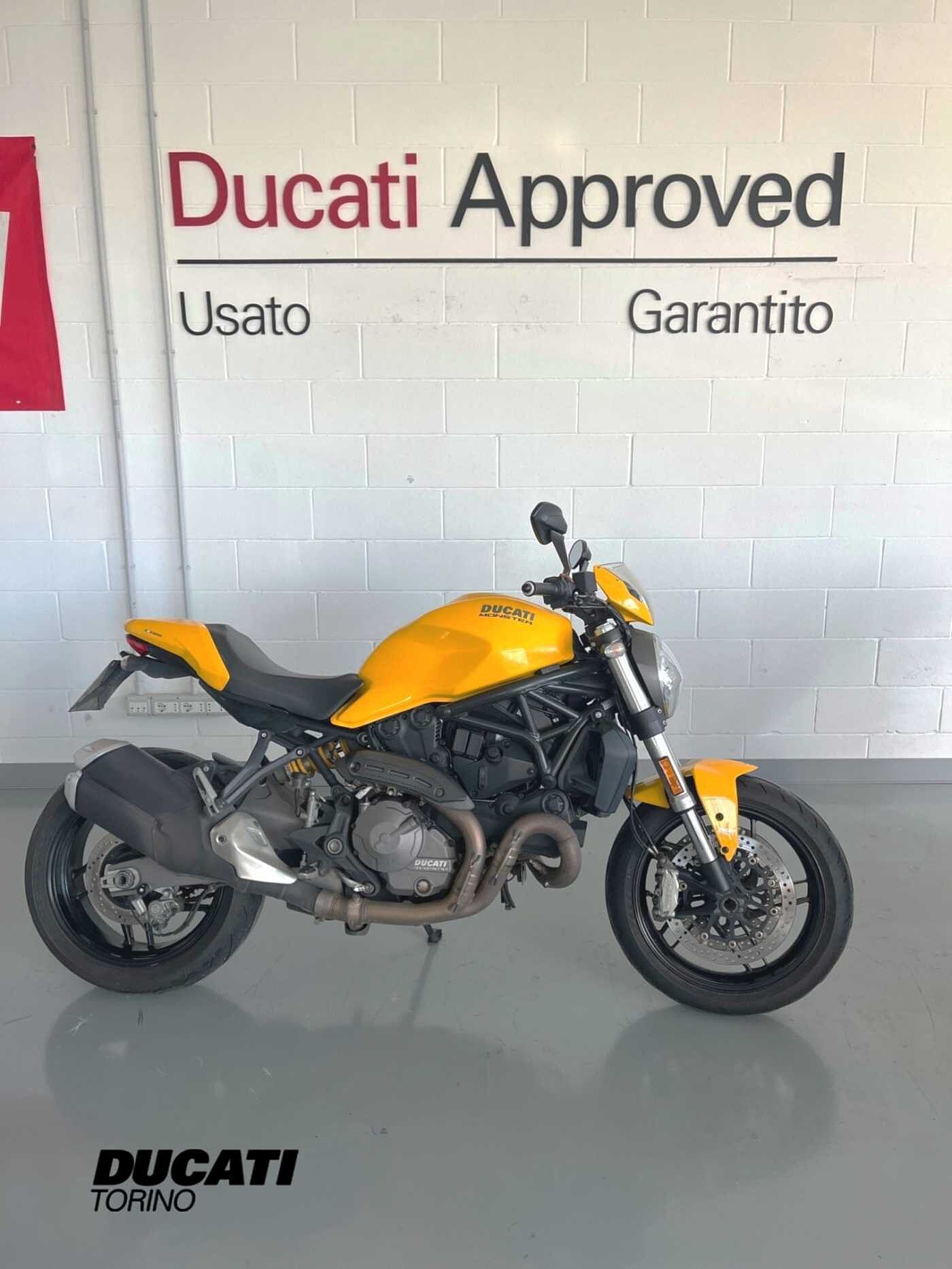 DUCATI MONSTER 821 