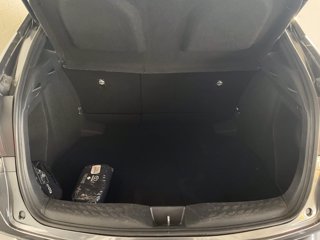 TOYOTA C-hr 1.8h active 2wd e-cvt