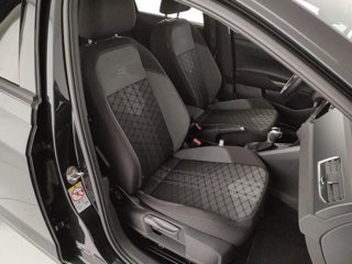 VOLKSWAGEN Taigo 1.5 tsi r-line 150cv dsg