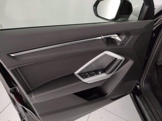 AUDI Q3 35 1.5 tfsi business