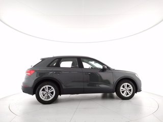AUDI Q3 35 2.0 tdi business
