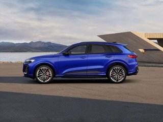 AUDI SQ5 TFSI mHEV+ quattro Launch edition