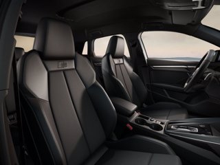 AUDI A3 allstreet 40 TFSI e S tronic Identity Contrast