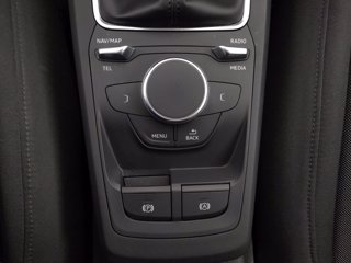 AUDI Q2 1.0 tfsi business