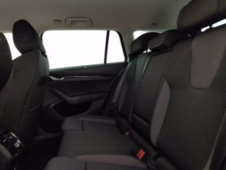 SKODA Octavia wagon 2.0 tdi executive 150cv dsg