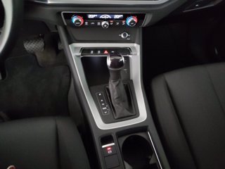 AUDI Q3 35 2.0 tdi business advanced quattro s-tronic