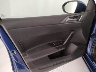 VOLKSWAGEN Taigo 1.0 tsi r-line 110cv