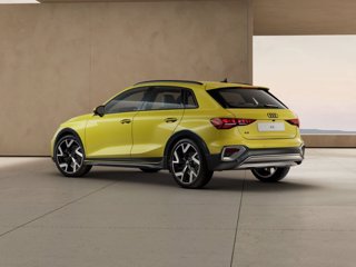 AUDI A3 allstreet 35 TFSI S tronic Identity Contrast