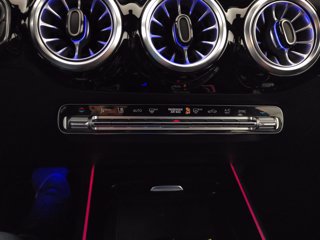 MERCEDES Gla 180 d sport plus auto