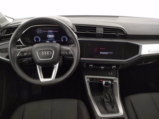 AUDI Q3 35 2.0 tdi business advanced s-tronic