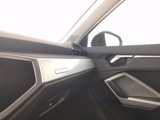 AUDI Q3 35 2.0 tdi business advanced s-tronic