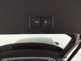 AUDI Q2 40 2.0 tfsi business plus quattro s-tronic