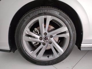 VOLKSWAGEN Golf variant 1.5 etsi evo r-line 150cv dsg