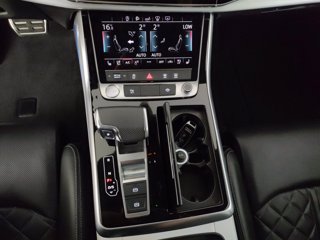AUDI Q8 55 3.0 tfsi mhev sport quattro tiptronic