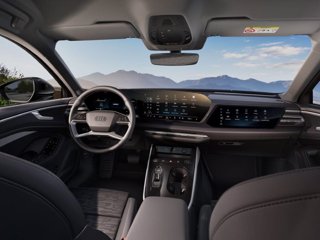 AUDI A6 Avant TDI 150 kW S tronic S line edition