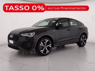 AUDI Q3 sportback 45 1.4 tfsi e identity black s-tronic