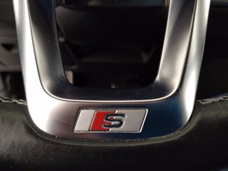 AUDI Q3 sportback 45 1.4 tfsi e identity black s-tronic