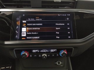 AUDI Q3 sportback 45 1.4 tfsi e identity black s-tronic