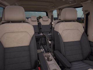 VOLKSWAGEN Multivan 2.0 tdi style 150cv dsg 7p.ti