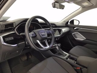 AUDI Q3 35 2.0 tdi business advanced s-tronic