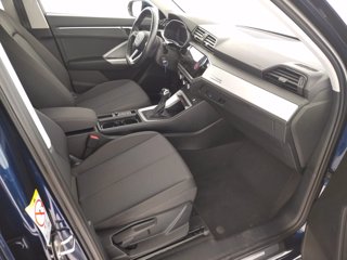 AUDI Q3 35 2.0 tdi business advanced s-tronic