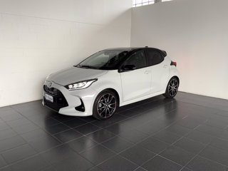 TOYOTA Yaris 1.5h gr sport