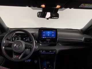 TOYOTA Yaris 1.5h gr sport