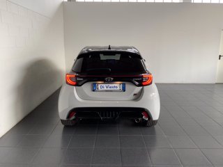 TOYOTA Yaris 1.5h gr sport