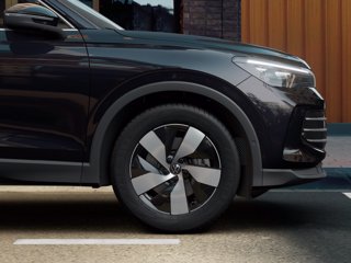 VOLKSWAGEN Tiguan 2.0 tdi elegance 150cv dsg