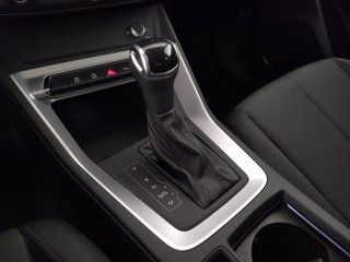 AUDI Q3 35 2.0 tdi business advanced s-tronic