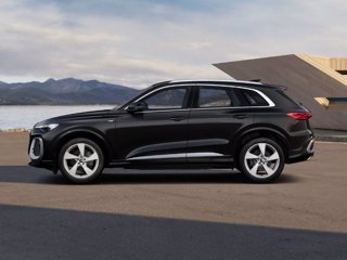 AUDI Q5 TFSI 150 kW mHEV+ S tronic quattro S line edition