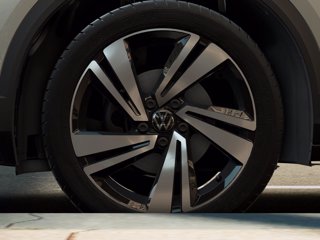 VOLKSWAGEN T-roc 1.5 tsi r-line plus