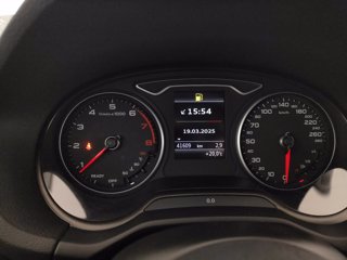 AUDI Q2 35 1.5 tfsi business my20