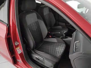 VOLKSWAGEN Taigo 1.0 tsi r-line 110cv