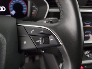 AUDI Q3 35 2.0 tdi business s-tronic