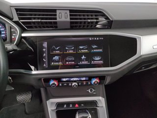 AUDI Q3 35 2.0 tdi business s-tronic