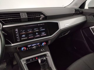 AUDI Q3 35 2.0 tdi business s-tronic