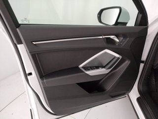 AUDI Q3 35 2.0 tdi business s-tronic