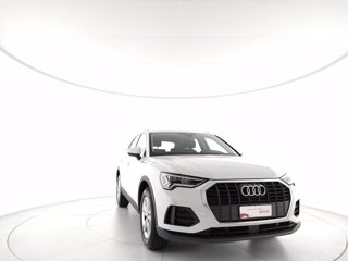 AUDI Q3 35 2.0 tdi business s-tronic
