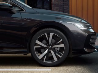 VOLKSWAGEN Golf 1.5 tsi ehybrid edition plus 204cv dsg