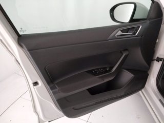 VOLKSWAGEN Taigo 1.0 tsi r-line 110cv dsg