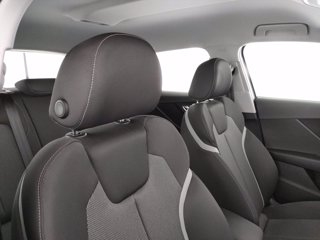 AUDI Q2 35 2.0 tdi business quattro s-tronic