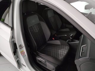 VOLKSWAGEN Taigo 1.0 tsi r-line 110cv