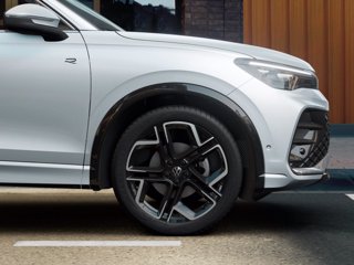 VOLKSWAGEN Tiguan 1.5 etsi r-line plus 150cv dsg