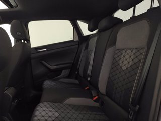 VOLKSWAGEN Taigo 1.0 tsi r-line 110cv