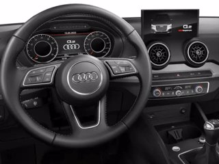 AUDI Q2 30 TDI Business Advanced