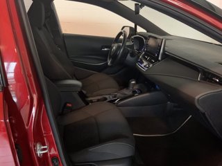 TOYOTA Corolla 1.8h style cvt