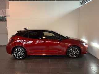 TOYOTA Corolla 1.8h style cvt