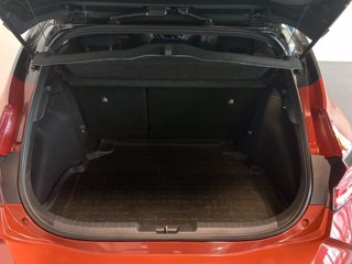 TOYOTA Corolla 1.8h style cvt